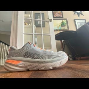 HOKA BONDI 7 / Women’s Size US 11